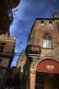 Bologna HDR Edificio 