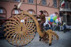 Imola Carnevale fantaveicoli maschera 