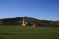 Bologna Chiesa Panorama Collina 