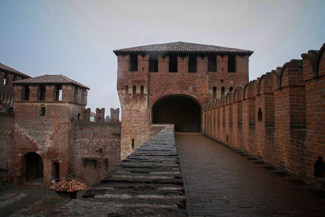 Soncino Castello, Edifici, Monumenti 