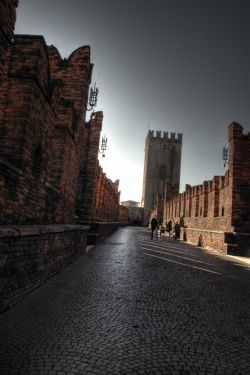 Verona HDR Castel Vecchio Ponte Ponte di Castel Vecchio