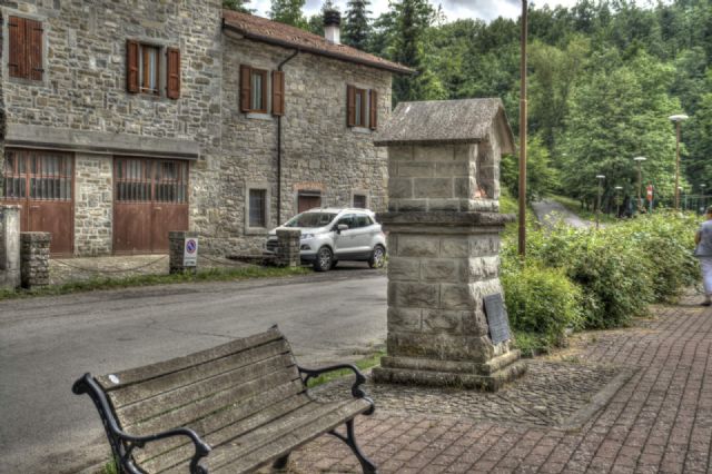 Castel dell'Alpi Edificio Panorama HDR 