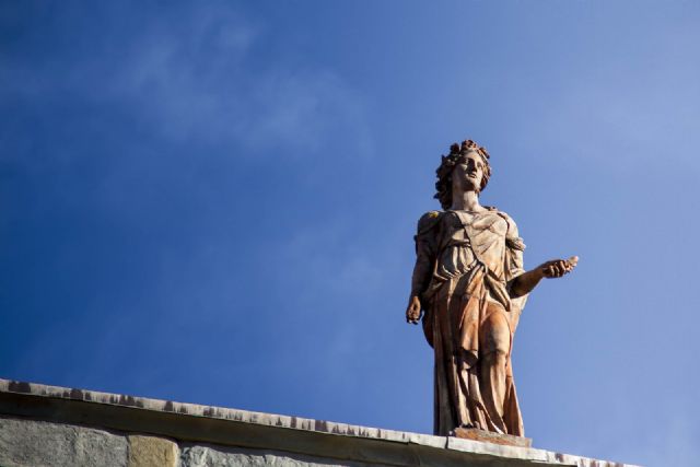 Arezzo Statua 