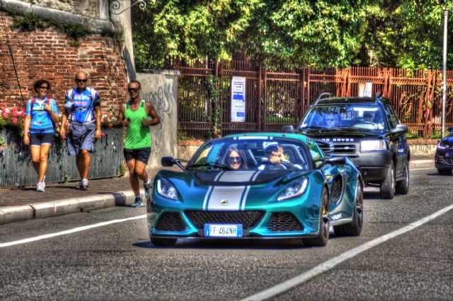 Peschiera Auto HDR 