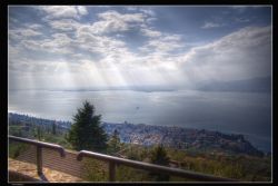 Albisano (Vr) Lago di Garda Albisano HDR Vista del lago di Garda da Albisano