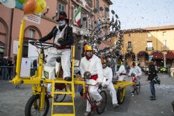 Imola Carnevale fantaveicoli maschera 