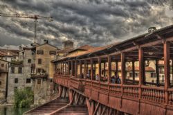 Bassano del Grappa (Vi) HDR Edificio monumento Ponte degli Alpini