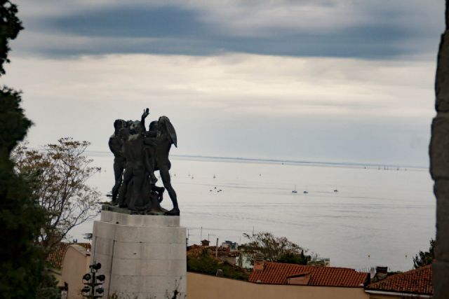 Triete Panorama Monumento 